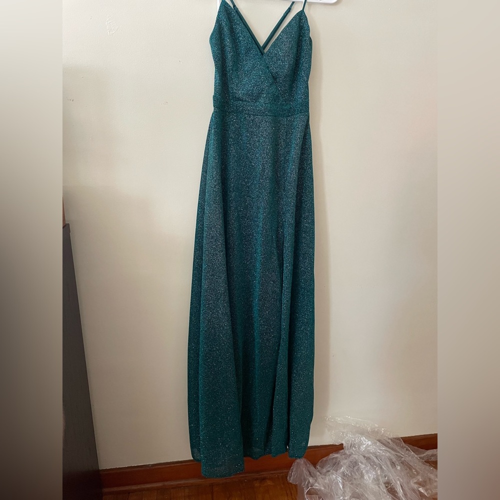 Lulus prom dress!